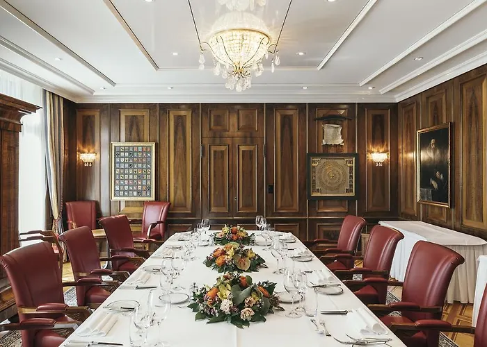 Hotel Savoy Baur En 5*