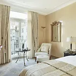 Hotel Savoy Baur En 5*