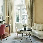 فندق Savoy Baur En 5*