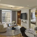 Savoy Baur En