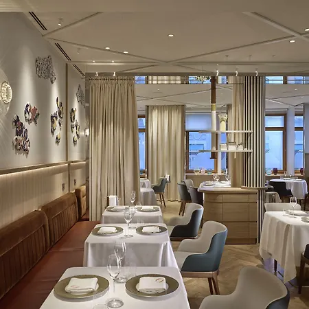 Hotel Savoy Baur En 5*
