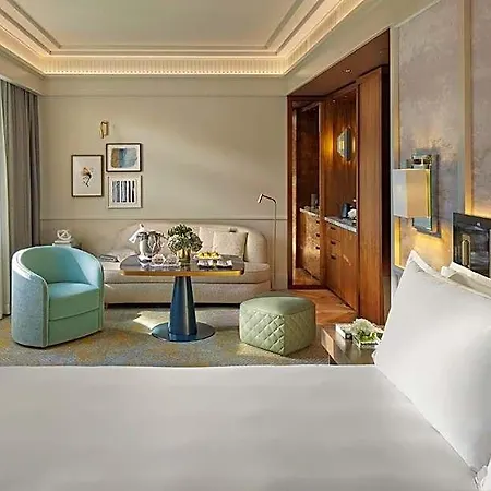 Hotel Savoy Baur En