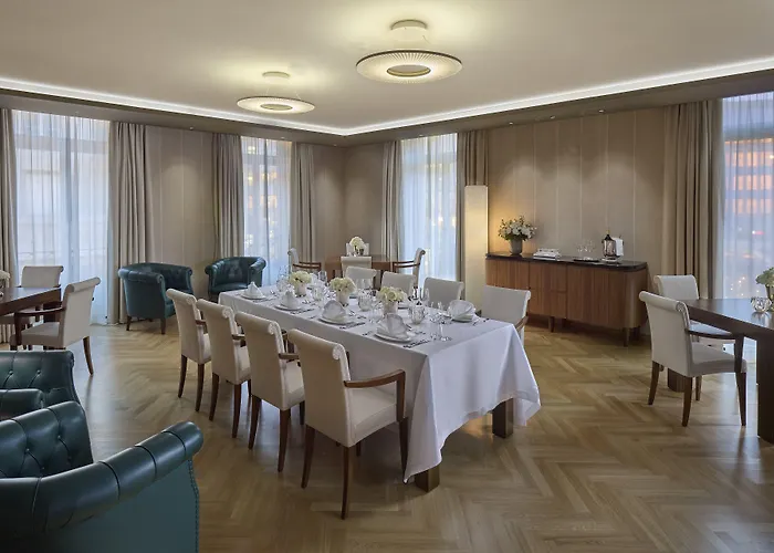 Savoy Baur En Szálloda