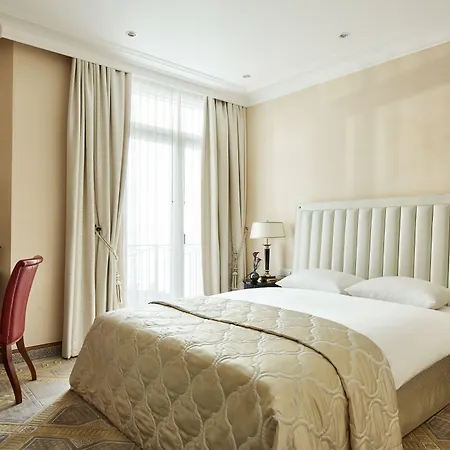 Savoy Baur En Hotel Zurich