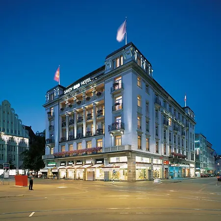 Готель Savoy Baur En