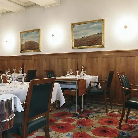Готель Savoy Baur En 5*